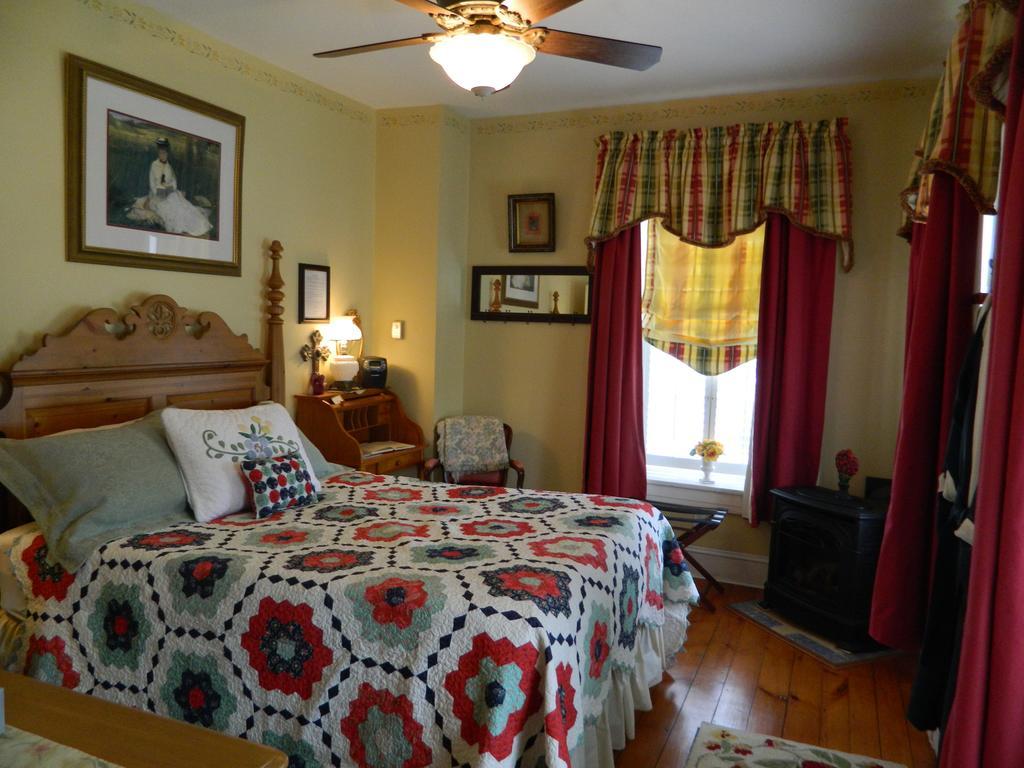 Ej Bowman House Bed & Breakfast Lititz Habitación foto