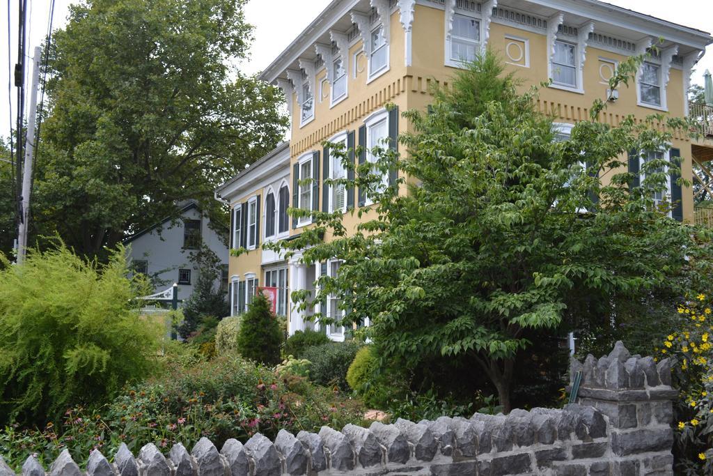 Ej Bowman House Bed & Breakfast Lititz Exterior foto